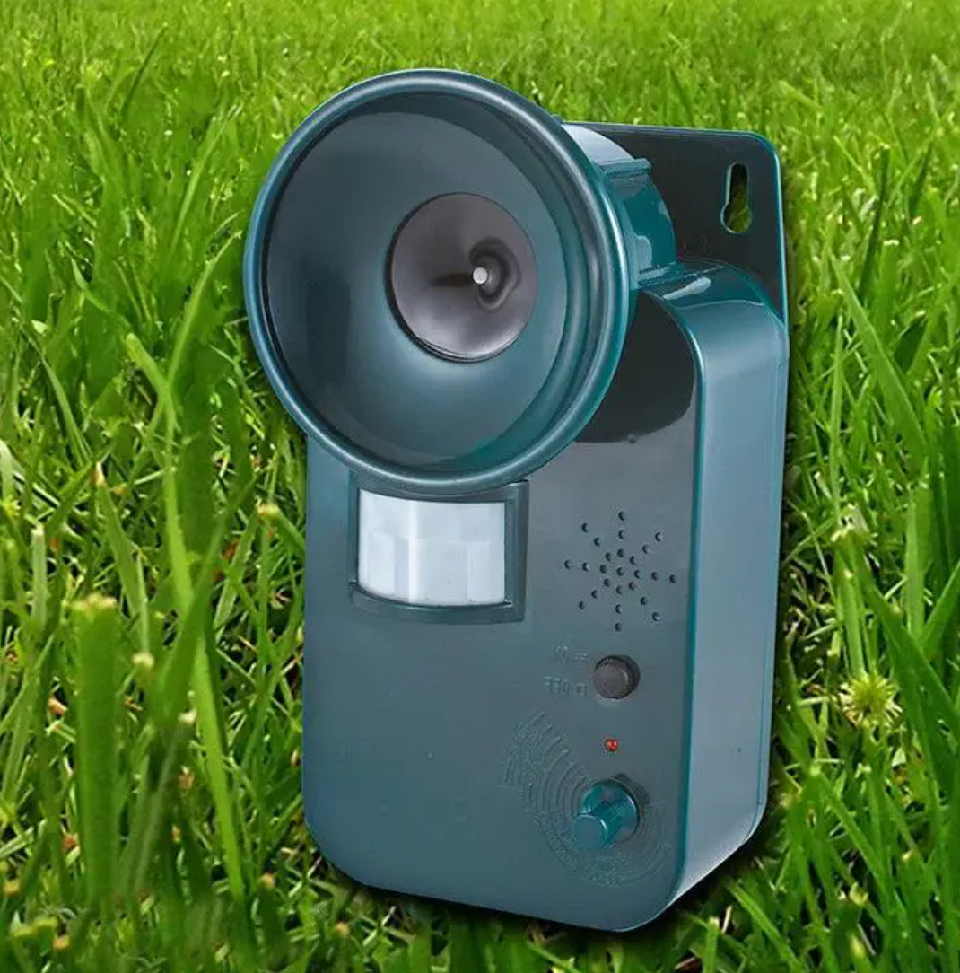 Cordless Ultrasonic Animal Repeller